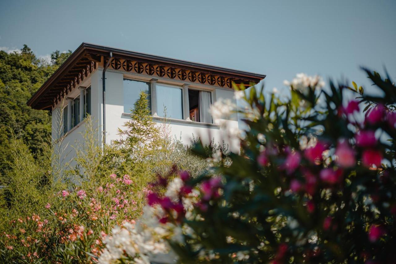 Hotel Villa Maria Au Lac - Estella Hotels Italia トスコラーノ・マデルノ エクステリア 写真