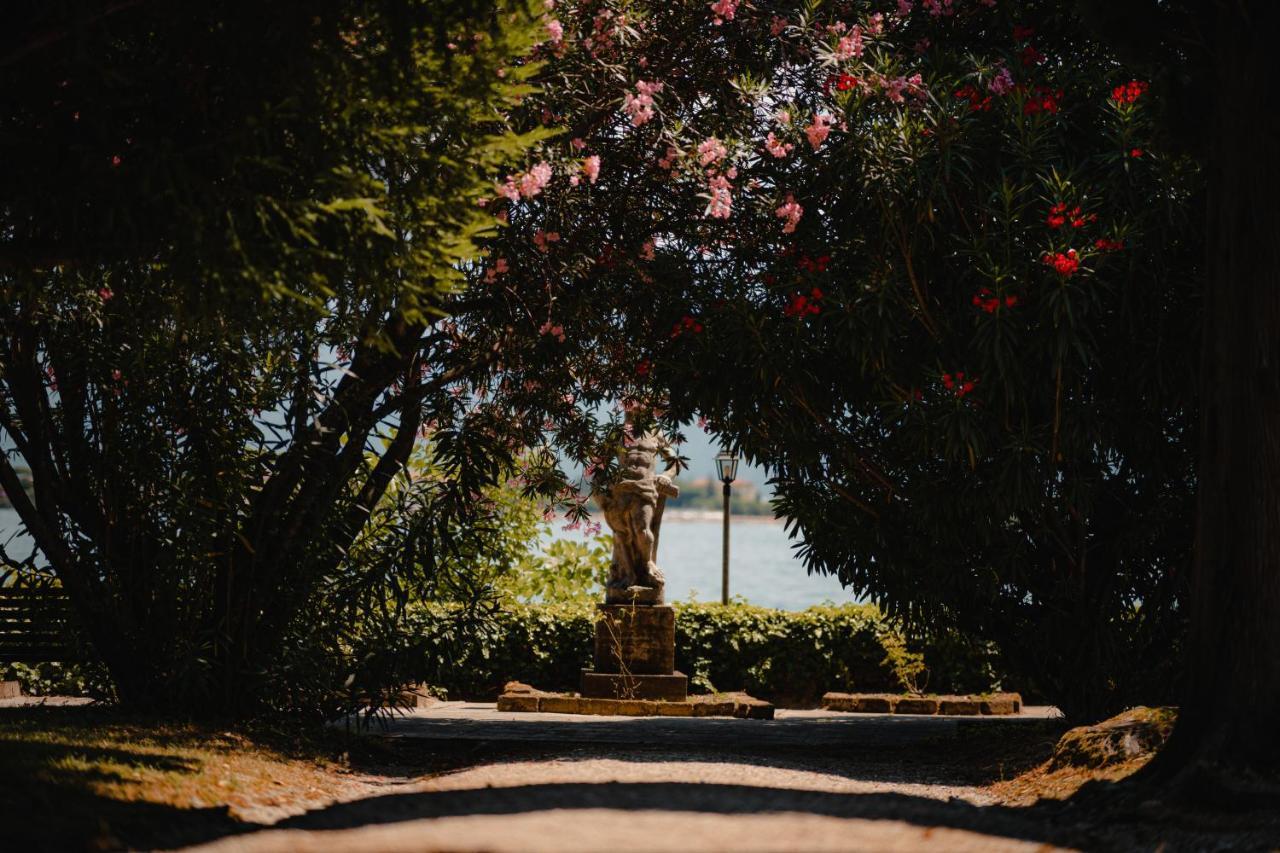 Hotel Villa Maria Au Lac - Estella Hotels Italia トスコラーノ・マデルノ エクステリア 写真
