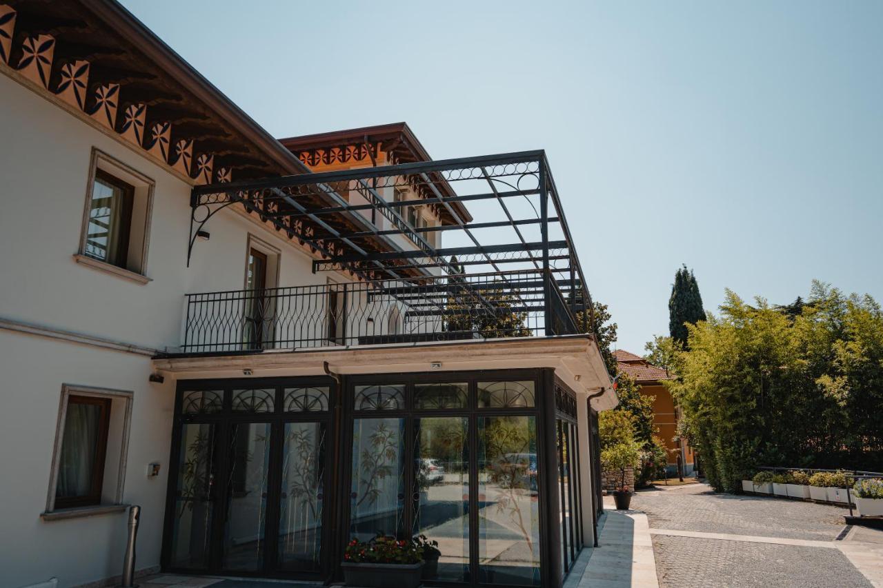 Hotel Villa Maria Au Lac - Estella Hotels Italia トスコラーノ・マデルノ エクステリア 写真