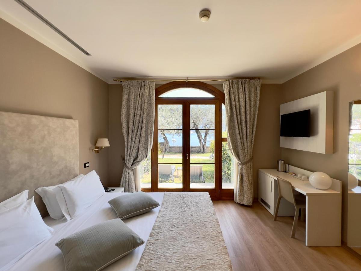 Hotel Villa Maria Au Lac - Estella Hotels Italia トスコラーノ・マデルノ エクステリア 写真